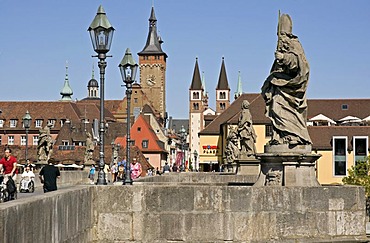 Old Bridge over the Main in Wuerzburg, Lower Franconia, Bavaria, Germany, Europe