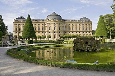 Residence and "Hofgarten" Park, Wuerzburg, Lower Franconia, Bavaria, Germany, Europe