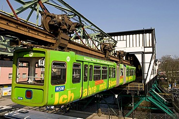 Schwebebahn, suspended monorail, Wuppertal, Bergisches Land area, North Rhine-Westphalia, Germany, Europe