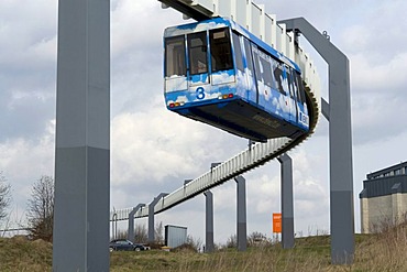 Technical University of Dortmund, TU Dortmund University, elevated train, Dortmund, Ruhr district, North Rhine-Westphalia, Germany, Europe