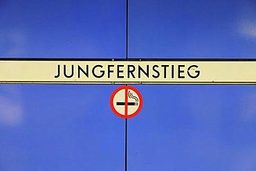 Jungfernstieg underground station, metro sign, Hanseatic City of Hamburg, Germany, Europe