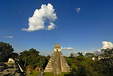 Maya, pyramid, calendar, 2012, Temple of the Great Jaguar, Tikal, Peten, Guatemala, Central America