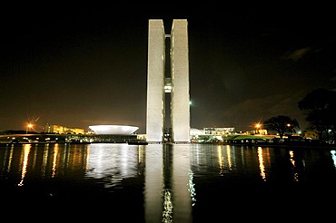 National Congress Building, Congresso Nacional, at night, architect Oscar Niemeyer, Brasilia, Distrito Federal, Brazilian Federal District, Brazil, South America