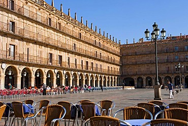 Plaza Mayor Square, baroque, built in 1755 by the architect Alberto de Churriguera, Salamanca, Old Castile, Castilla-Leon, Spain, Europe