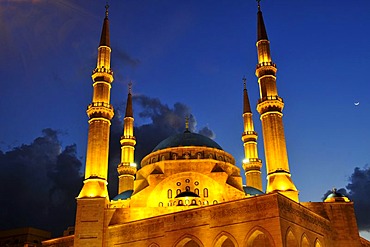 Khatem al-Anbiyaa Mosque at dusk, Beirut, Lebanon, Middle East, Orient