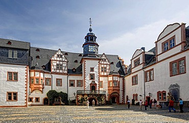 Inner courtyard of Schloss Weilburg Castle, Weilburg an der Lahn, Hesse, Germany, Europe