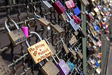 Love locks on the Hohenzollern Bruecke bridge, Cologne, North Rhine-Westphalia, Germany, Europe