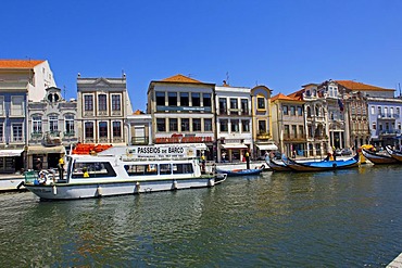 Traditional boats "Moliceiros", Canal central, Aveiro, Beiras region, Portugal, Europe