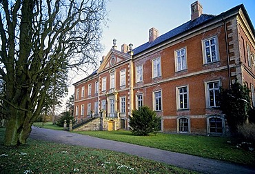 Schloss Bothmer Castle near Kluetz, dilapidated condition, Coast of the Baltic Sea, Mecklenburg-Western Pomerania, Germany, Europe