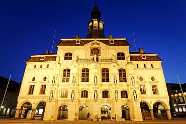 Historical town hall with Baroque facade, night shot, old town, Lueneburg, Lower Saxony, Germany, Europe