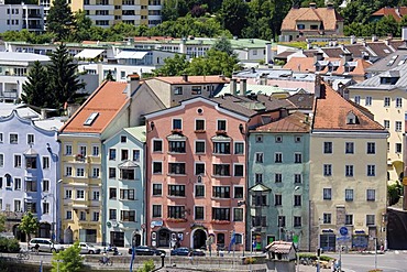 Row of houses, Mariahilf district, historic town centre, Innsbruck, Inn Valley, Tyrol, Austria, Europe