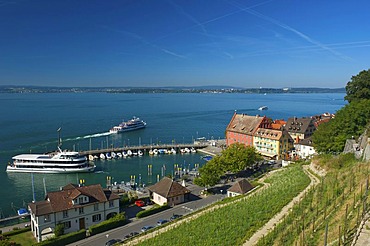 Cruise ship in the port of Meersburg, Lake Constance, Baden-Wuerttemberg, Germany, Europe