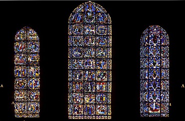 Church window above king porch, Cathedral of Notre-Dame-de-Chartres, Chartres, Eure-et-Loir, Centre, France, Europe