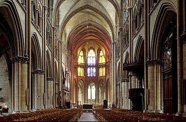 Interior view of the Cathedrale Saint-Cyr-et-Sainte-Julitte de Nevers cathedral, Nevers, Nievre, Burgundy, France, Europe