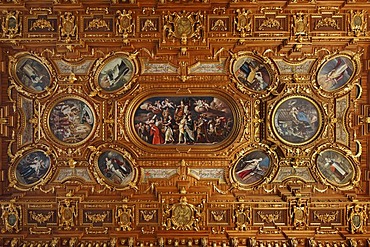 Coffered ceiling, Goldener Saal hall in the town hall, Augsburg, Schwaben, Bavaria, Germany, Europe