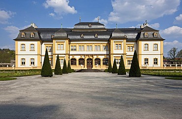 Schloss Veitshoechheim castle and Hofgarten palace gardens, castle of the Wuerzburg prince-bishops, built 1680-1682 by Heinrich Zimmer, Wuerzburg district, Bavaria, Germany, Europe