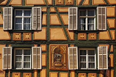 Half-timbered facade, Hotel Zum Elephant, Place de la 1ere Armee, Ribeauville, Alsace, France, Europe