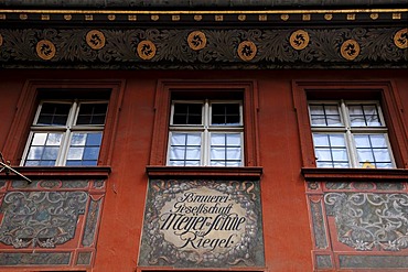 Decorative facade of the inn Zum kleinen Meyerhof, Rathausgasse 27, Freiburg, Baden-Wuerttemberg, Germany, Europe