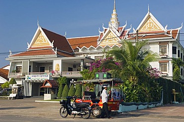 Seaside Hotel on Ochheuteal Beach, Sihanoukville, Cambodia, Indochina, Southeast Asia