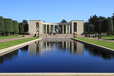 Normandy American Cemetery and Memorial above Omaha Beach, site of the landing of the Allied invasion forces on D-Day 6 June 1944, Second World War, Calvados, Region Basse-Normandie, Normandy, France, Europe