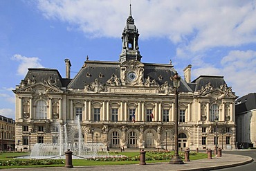 City Hall, Hotel de Ville, Tours, Inde-et-Loire, Region Centre, France, Europe