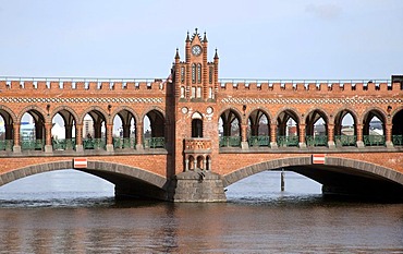 Oberbaumbruecke Bridge, Kreuzberg, Friedrichshain, Berlin, Germany, Europe