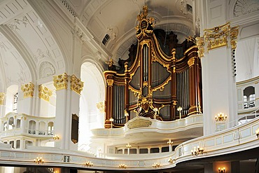 Interior view of the baroque St. Michaelis Church with organ, Hamburg, Germany, Europe