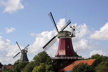 Twin windmills of Greetsiel, two-story gallery Dutchman windmills from the 18th and 19th Century, Greetsiel, East Frisia, Lower Saxony, Germany, Europe