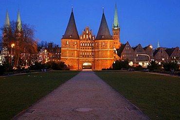 Holsten Gate at dusk, Luebeck, Schleswig-Holstein, Germany, Europe