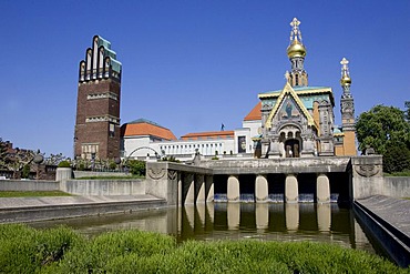 Hochzeitsturm tower and Russische Kapelle Russian Orthodox church of St. Mary, Mathildenhoehe, Darmstadt, Hesse, Germany, Europe