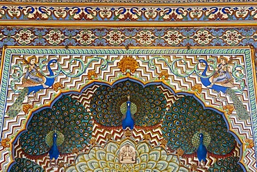 Monsungate at City Palace, blue peacocks, Jaipur, Rajasthan, India, Asia