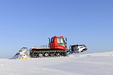 Snowcat on Mt Feldberg, Black Forest, Baden-Wuerttemberg, Germany, Europe