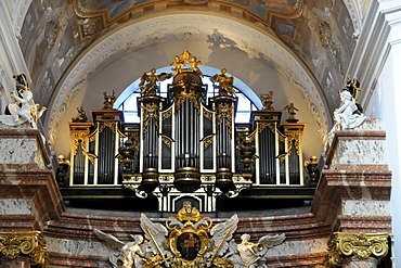 Detail, organ, Baroque, Karlskirche church, built 1716-1737, Vienna, Austria, Europe