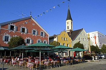 Historic centre, Kehlheim on Danube River, Altmuehltal, Bavaria, Germany, Europe