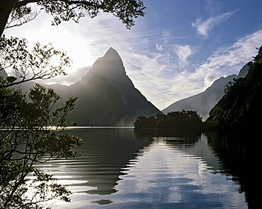 Mitre Peak, Milford Sound, fjord area, National Park, South Island, New Zealand