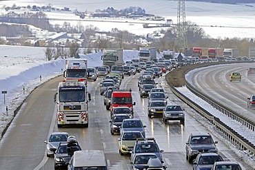 Onset of winter, traffic jam on the A8 motorway in Kirchheim Teck, Stuttgart, Baden-Wuerttemberg, Germany, Europe