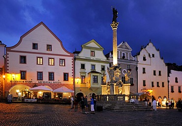 Namesti Svornosti square, historic old town in the evening, UNESCO World Heritage Site, Cesky Krumlov, Czech Republic, Europe