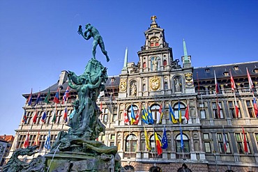 The Silvius Brabo fountain in front of the city hall on the Grote Markt square, Antwerp, Flanders, Belgium, Europe