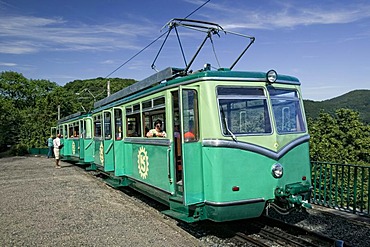 The Drachenfelsbahn cable car on Mt. Drachenfels, Siebengebirge mountains, Koenigswinter, North Rhine-Westphalia, Germany, Europe