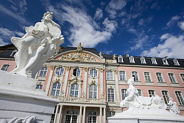 Kurfuerstliches Palais, Palace of Trier, Trier, Rhineland-Palatinate, Germany, Europe