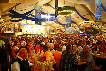 Beer tent, folk festival, Muehldorf am Inn, Bavaria, Germany, Europe