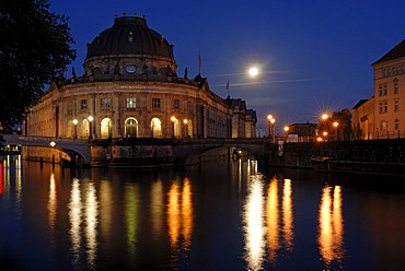 Bode-Museum, night shot, Museuminsel island, UNESCO World Heritage Site, Berlin, Germany, Europe