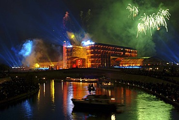 Berlin central station by architects Gerkan, Marg and Partners, opening ceremony on 26th May 2006, Tiergarten district, Berlin, Germany, Europe