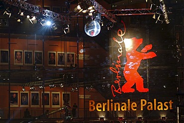 Berlinale Bear, logo and symbol of the Berlinale or Berlin Film Festival, Sony Center on Potsdamer Platz square, Tiergarten district, Berlin, Germany, Europe