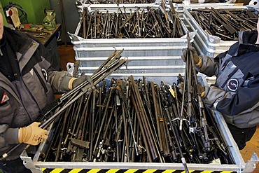 Illegal private arms, delivered and collected at the Landesamt fuer Zentrale Polizeiliche Dienste, Central Institute for Police Equipment and Technical Service, LZPD, North Rhine-Westphalia, Germany, Europe