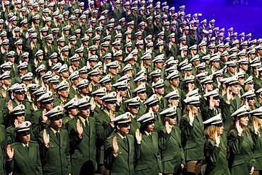 Swearing-in ceremony of 1100 policemen and policewomen to the NRW Police Force, Class of 2009, Duesseldorf, North Rhine-Westphalia, Germany, Europe