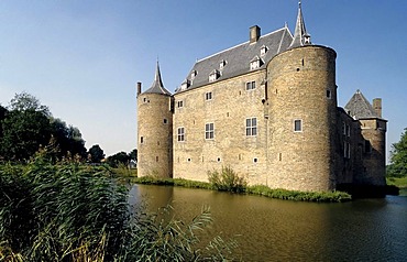 Kasteel Ammersoyen medieval moated castle, North Brabant, Holland, Netherlands, Europe