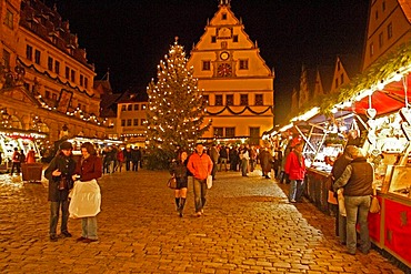 Christmas Market, Rothenburg ob der Tauber, Bavaria, Germany, Europe