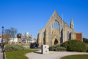 Royal Garrison Church, Domus Dei, Hospital of Saint Nicholas with Royal Naval Club and Royal Albert Yacht Club at back, Old Portsmouth, Hampshire, England, United Kingdom, Europe