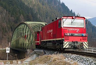 Zillertal Bahn regional train, Tyrol, Austria, Europe